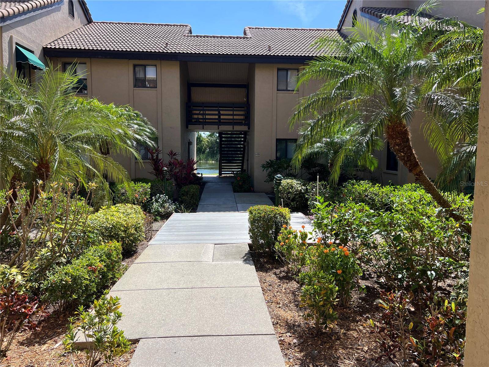 Sarasota, FL 34231,5617 ASHTON LAKE DR #1