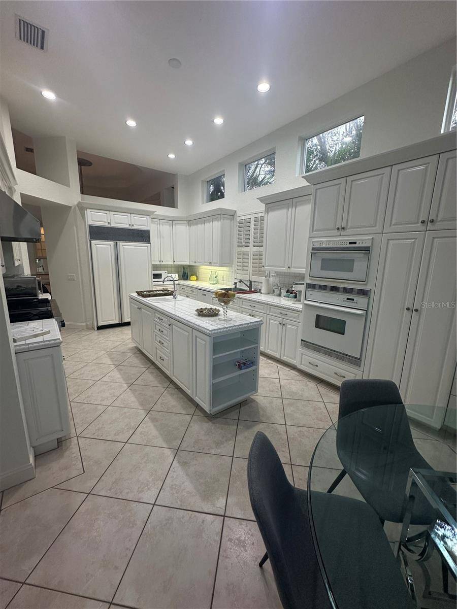Longboat Key, FL 34228,3605 FAIR OAKS PL