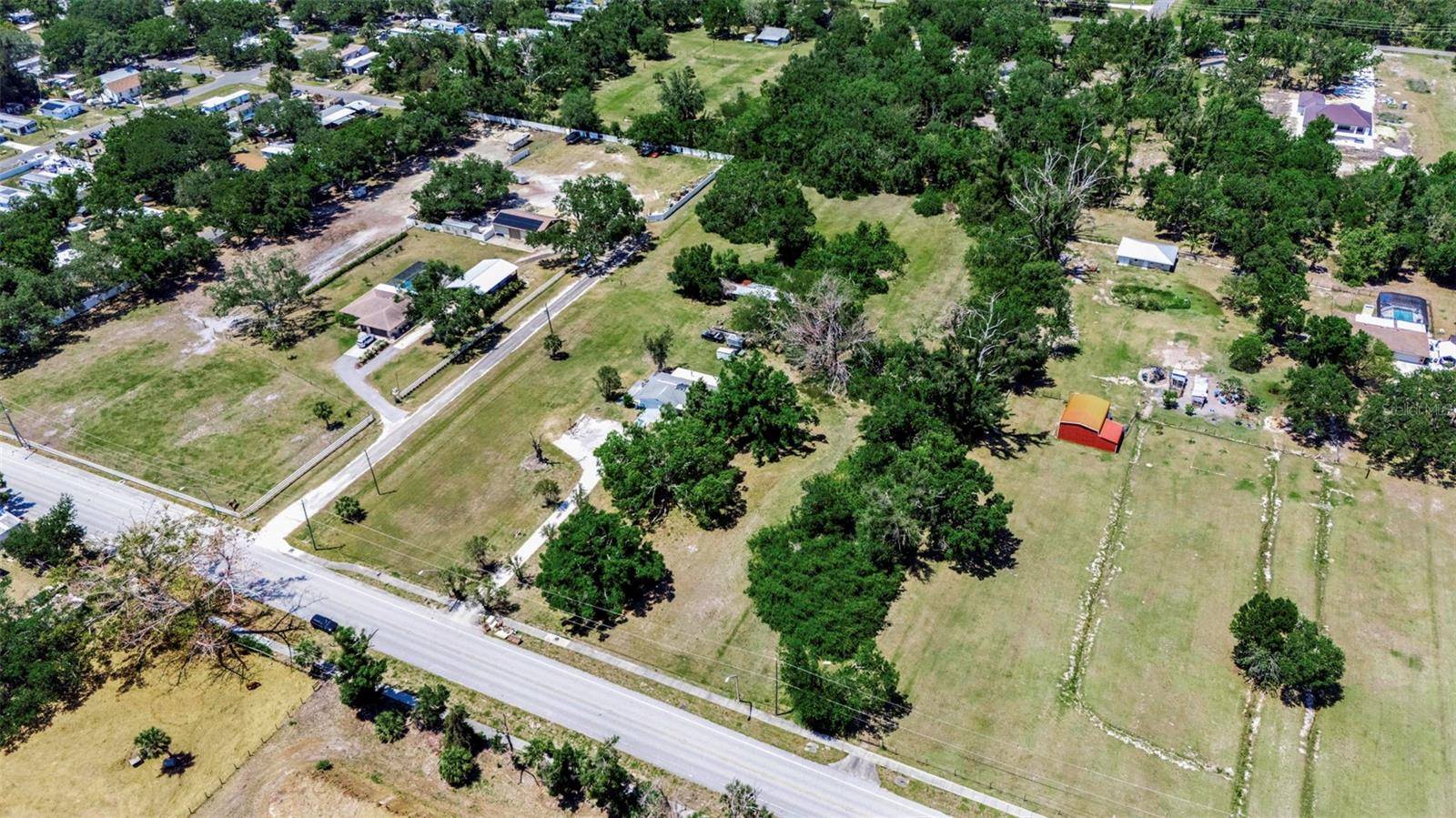 Nokomis, FL 34275,2040 EDMONDSON RD