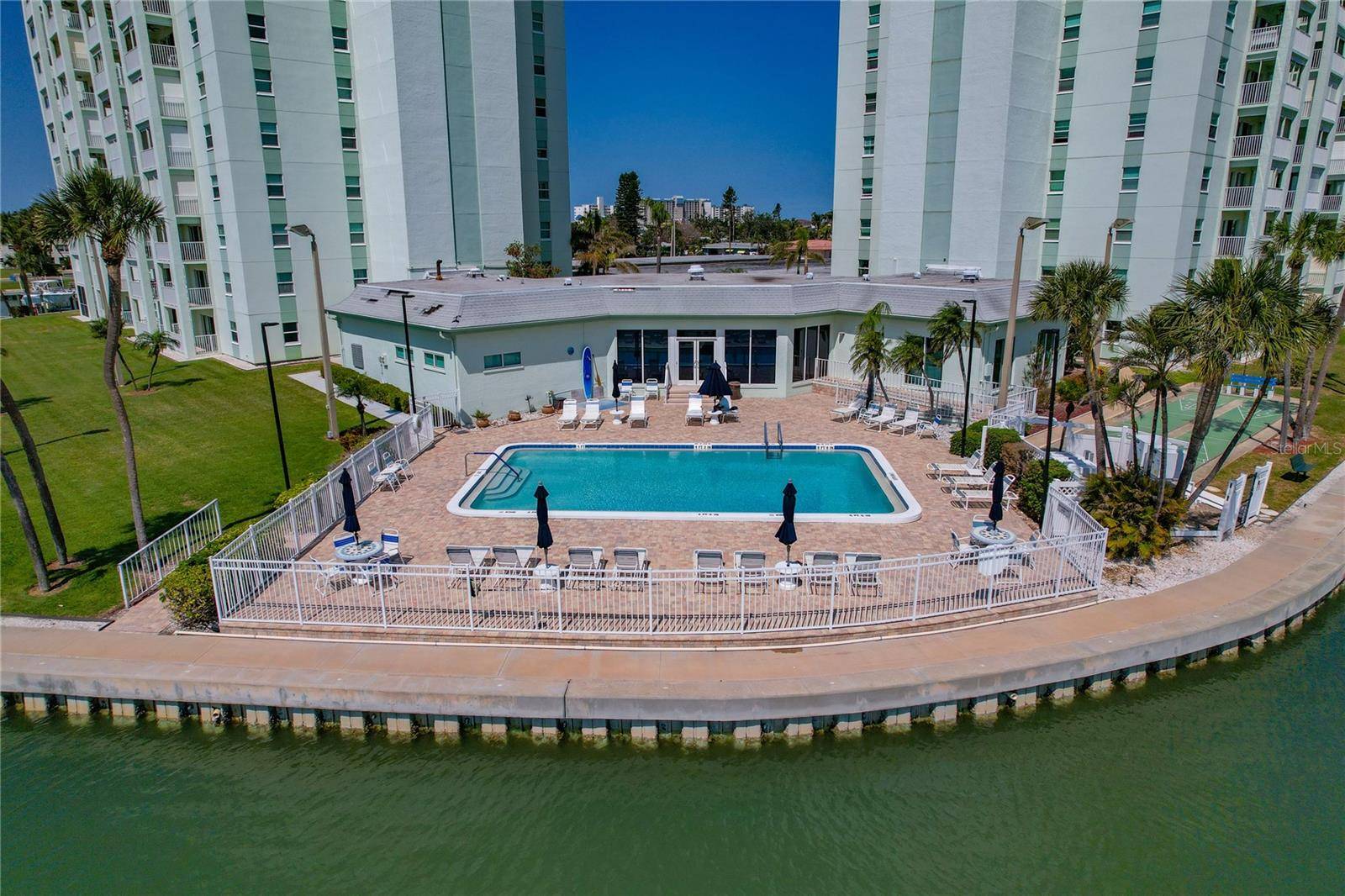 St Pete Beach, FL 33706,420 64TH AVE #606