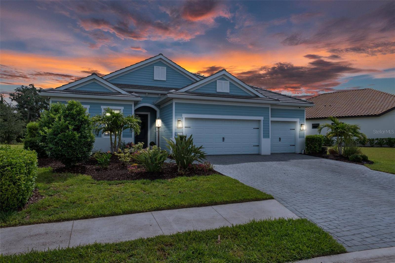 Bradenton, FL 34211,13319 DEEP BLUE PL
