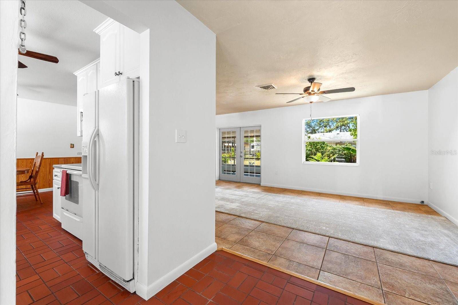 Sarasota, FL 34232,3736 WOODMONT DR