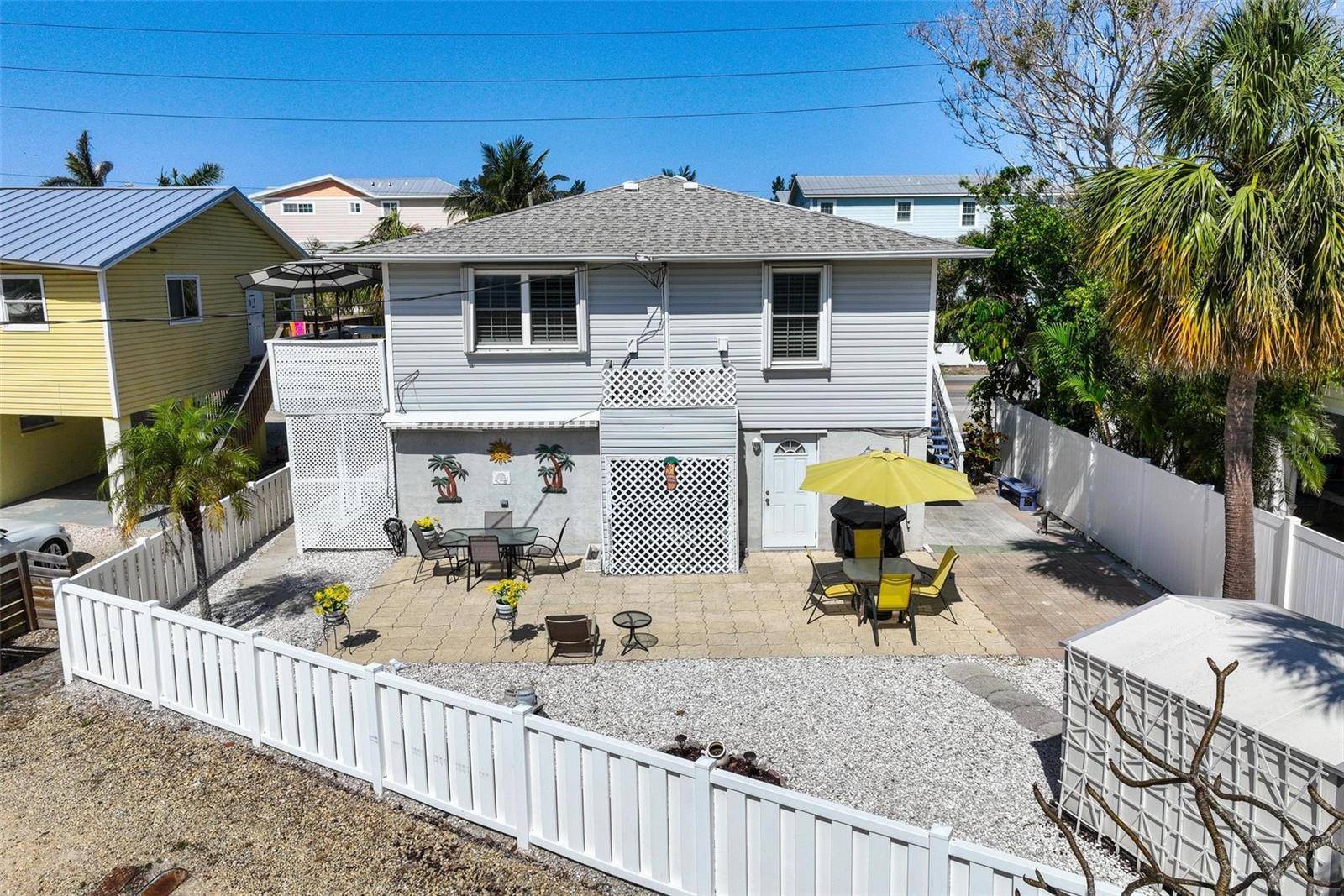 Holmes Beach, FL 34217,4503 GULF DR #A&B