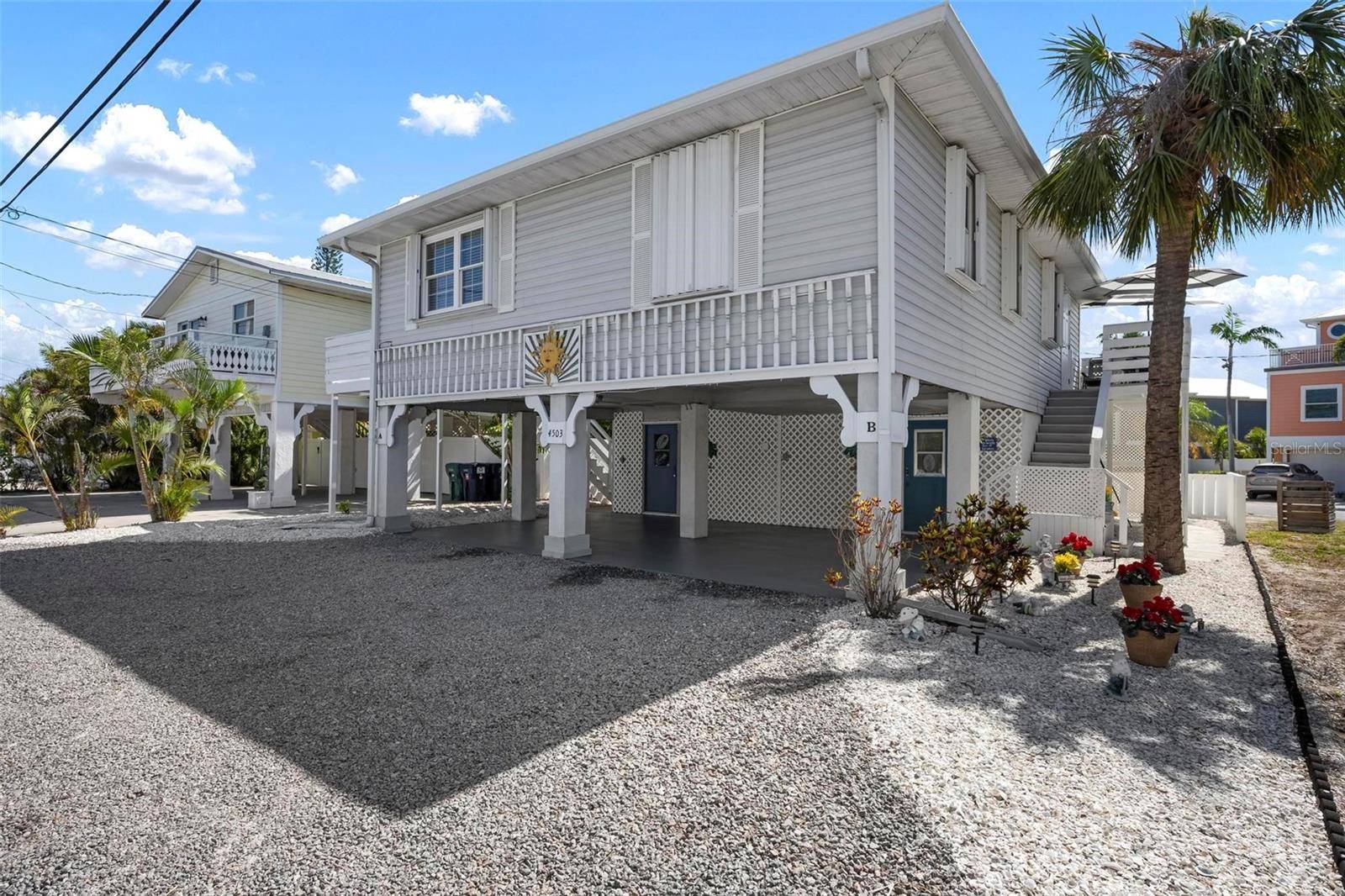 Holmes Beach, FL 34217,4503 GULF DR #A&B