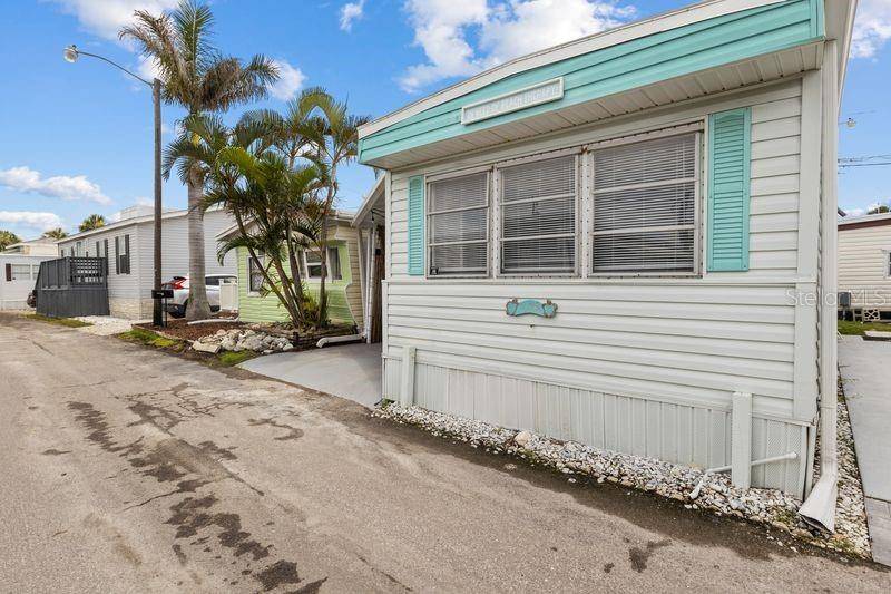Bradenton Beach, FL 34217,2601 GULF DR N #317