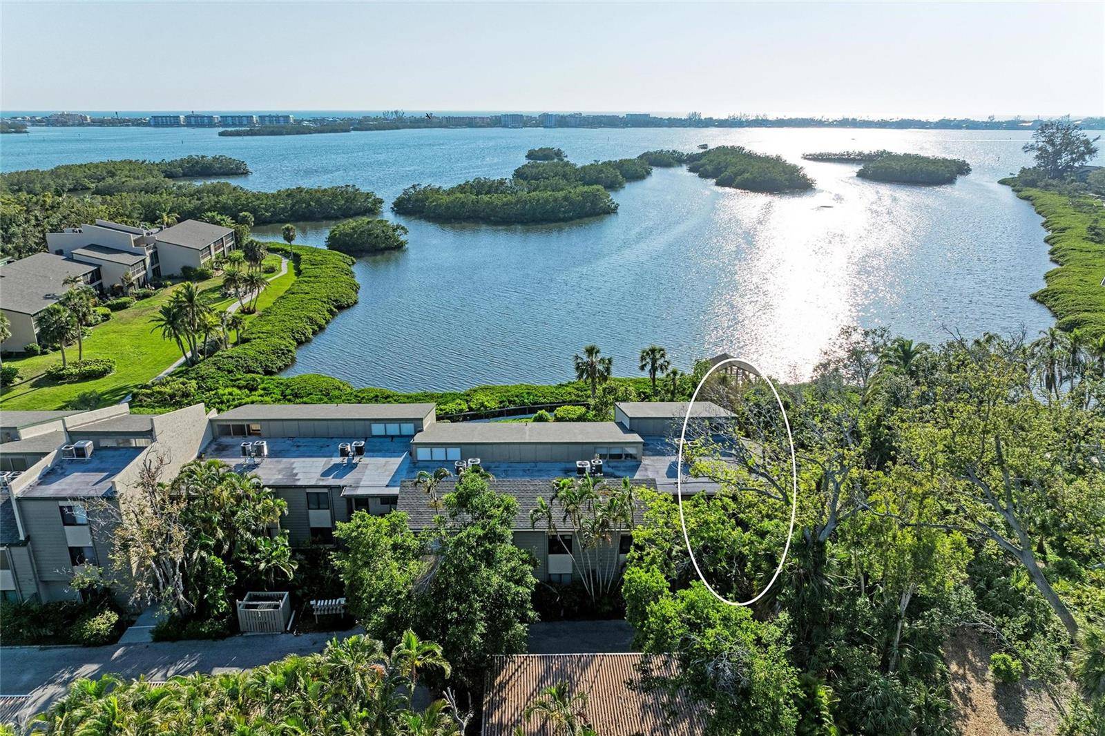 Sarasota, FL 34231,1617 BAYHOUSE CT #121