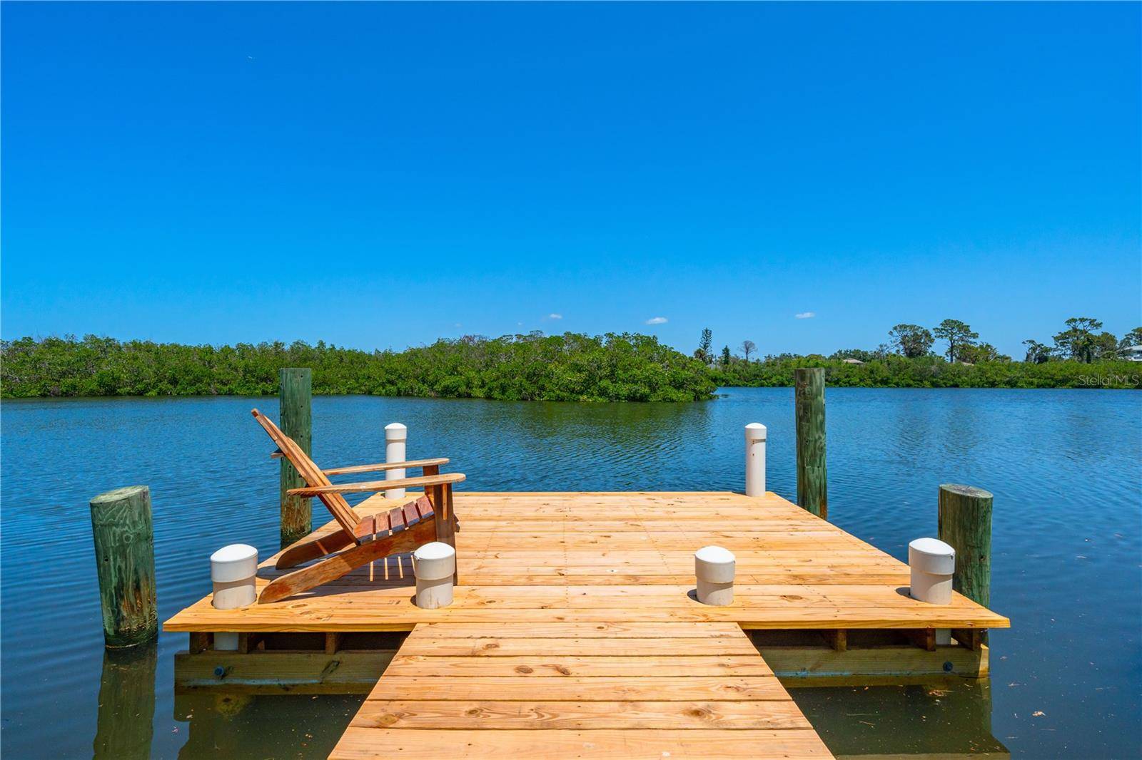 Venice, FL 34293,1680 LEMON BAY DR
