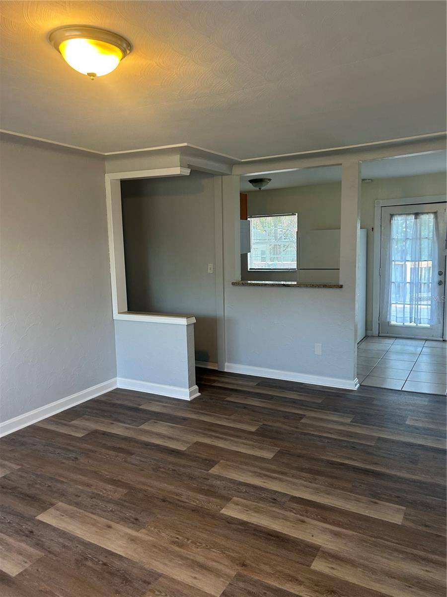 St Petersburg, FL 33702,121 PERSHING ST NE