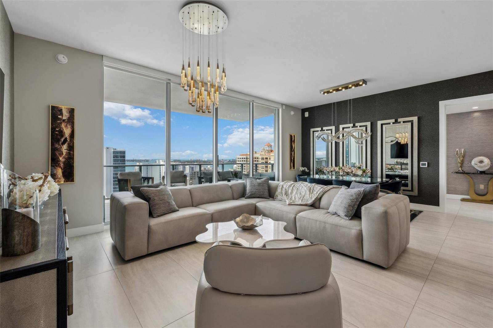 Sarasota, FL 34236,301 QUAY COMMONS #1709
