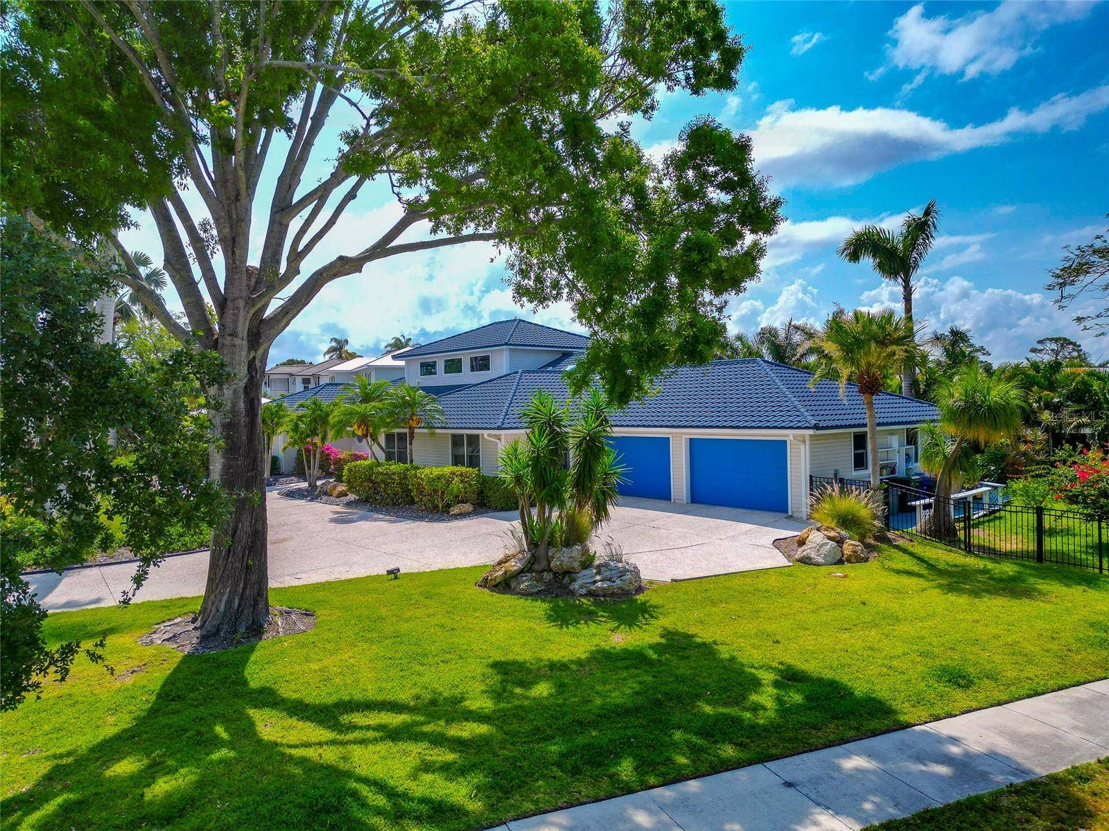 Sarasota, FL 34231,4307 CAMINO REAL