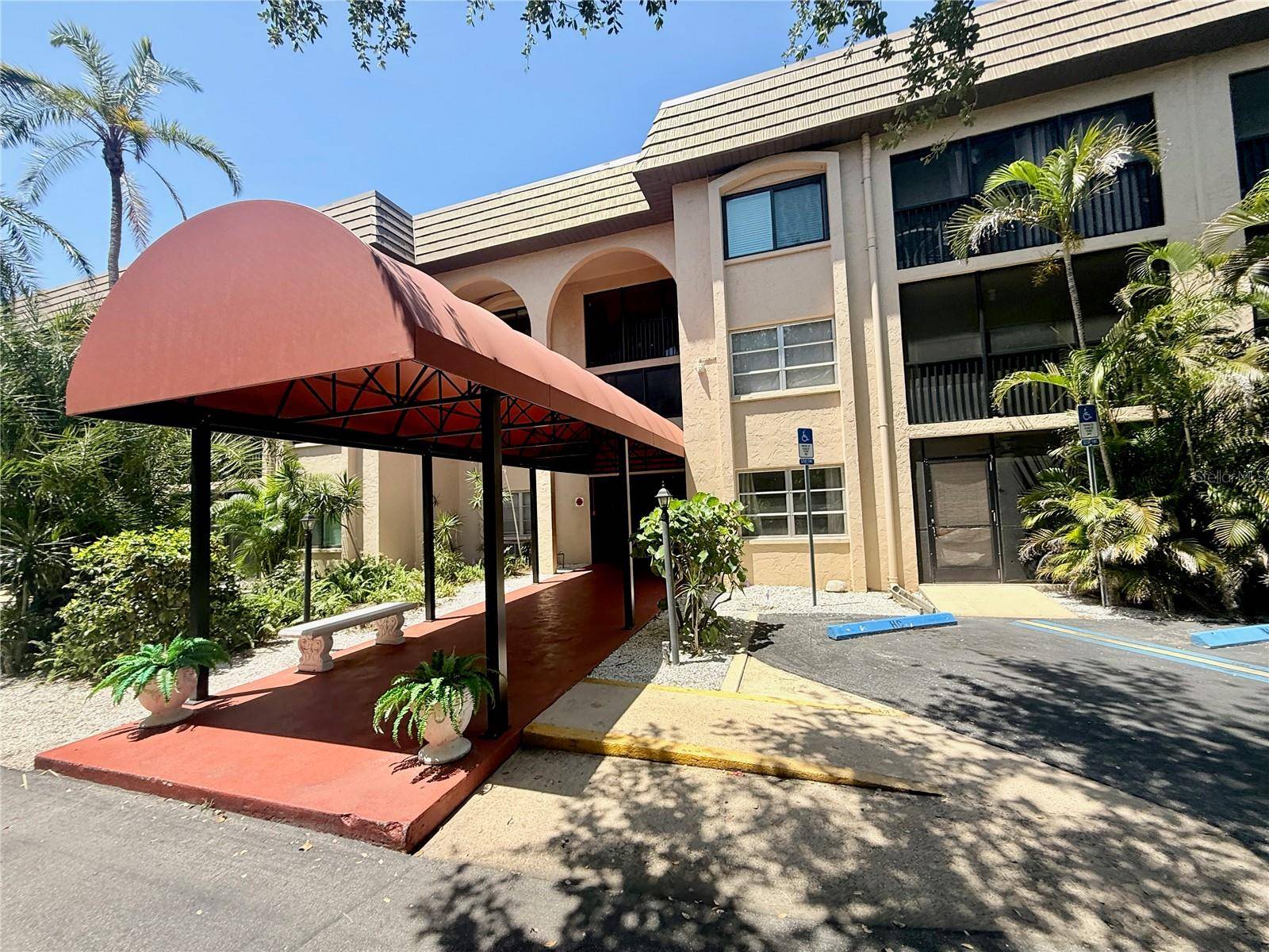 Sarasota, FL 34239,3700 S OSPREY AVE #113