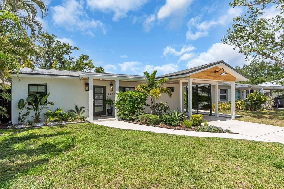 Sarasota, FL 34239,2235 ARLINGTON ST
