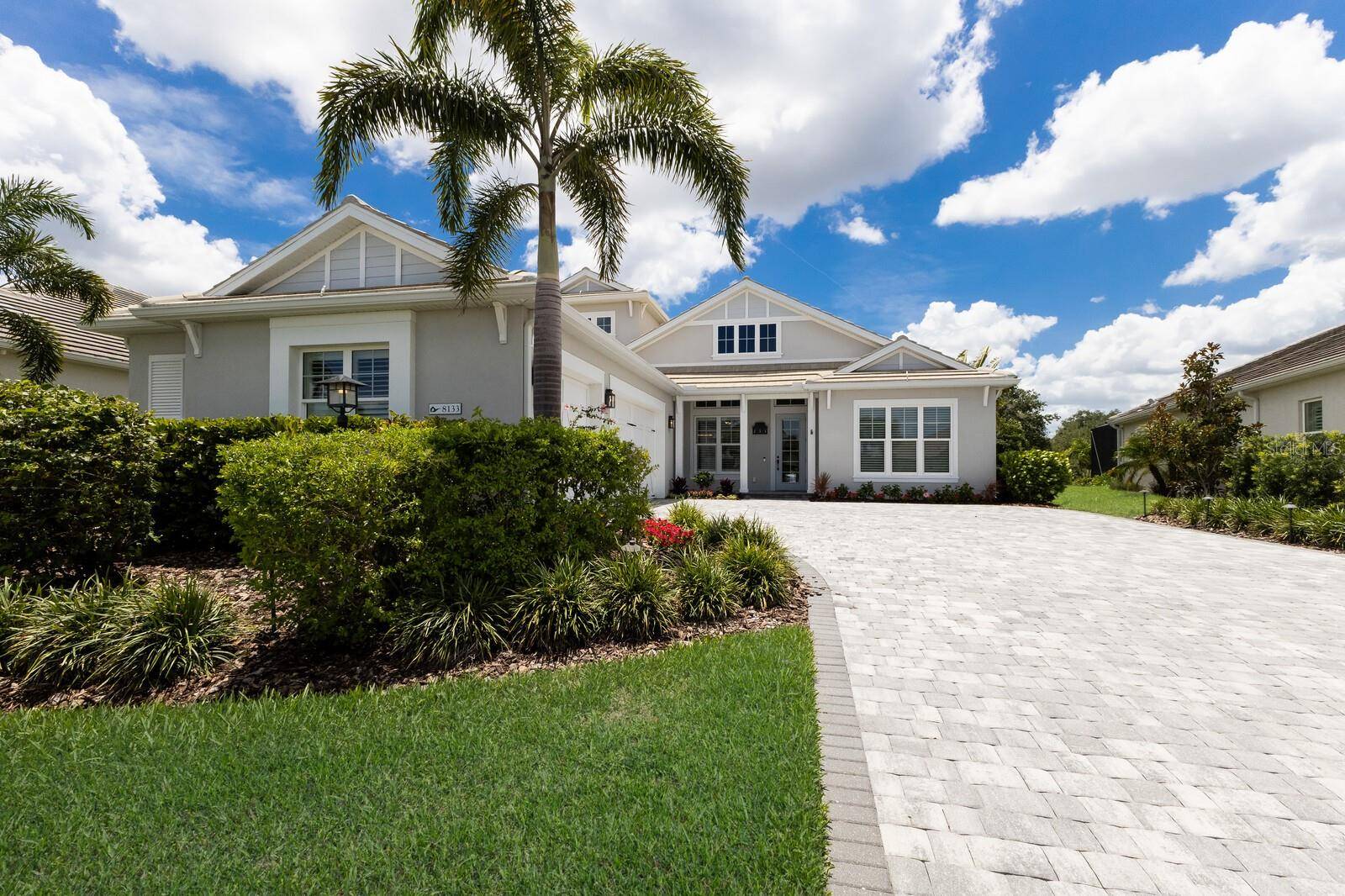Sarasota, FL 34240,8133 GRANDE SHORES DR