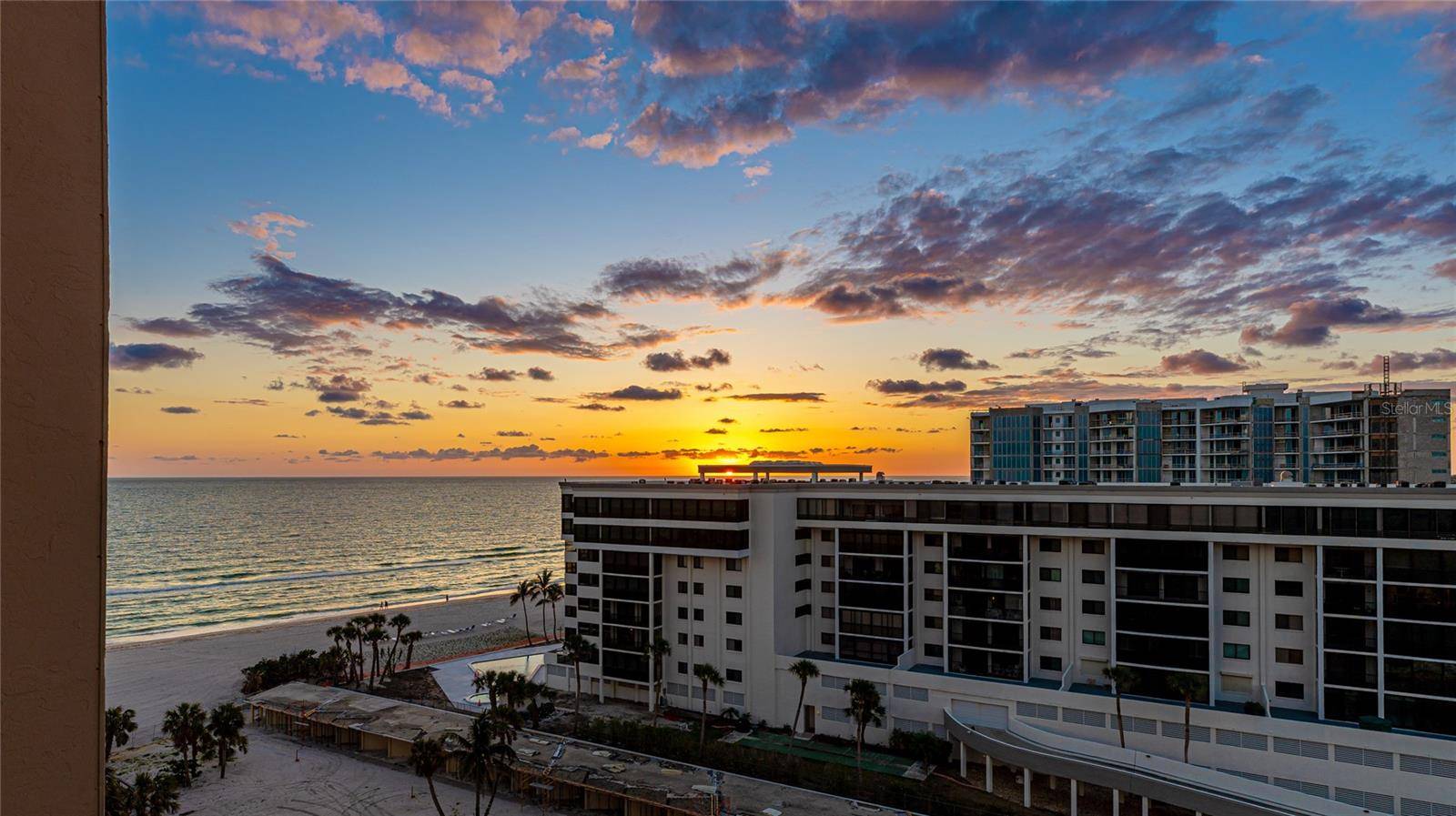 Sarasota, FL 34236,1212 BENJAMIN FRANKLIN DR #909