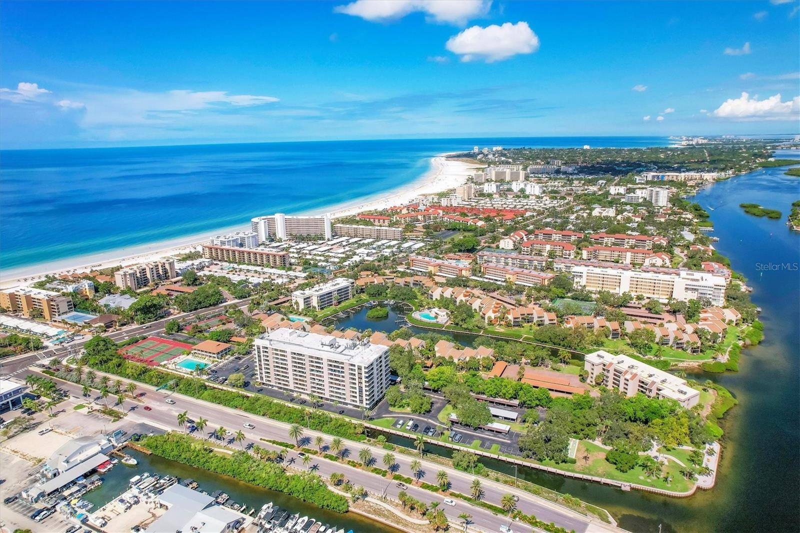 Sarasota, FL 34242,6415 MIDNIGHT PASS RD #710