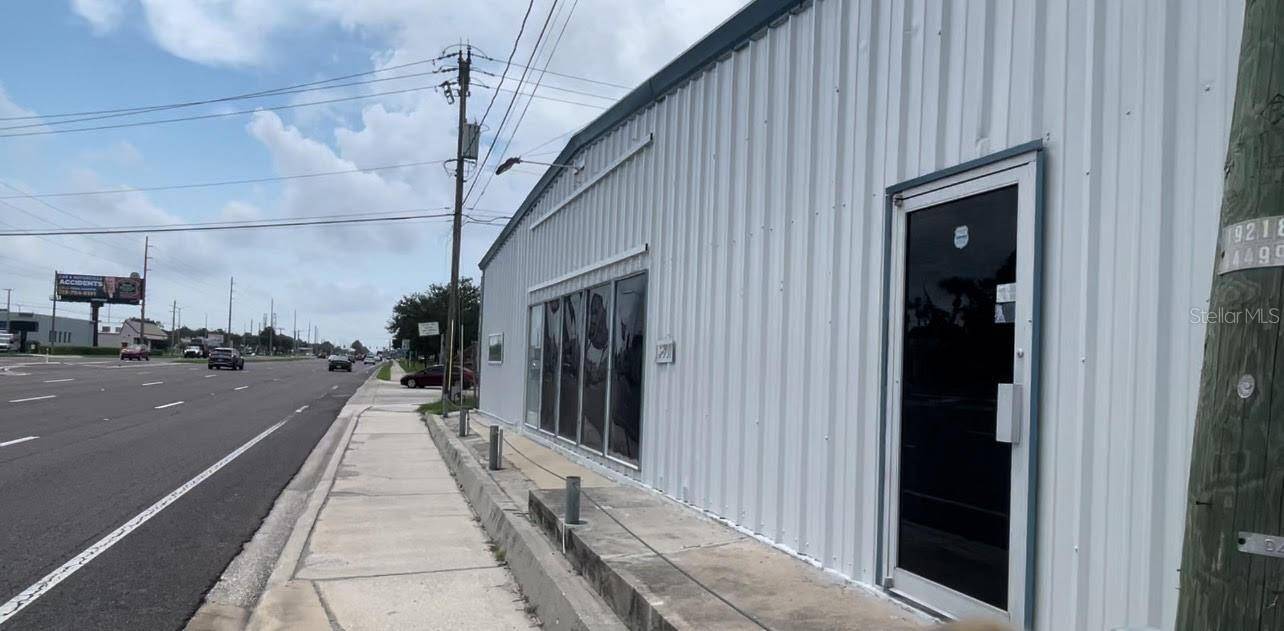 Tampa, FL 33635,13807 W HILLSBOROUGH AVE #A