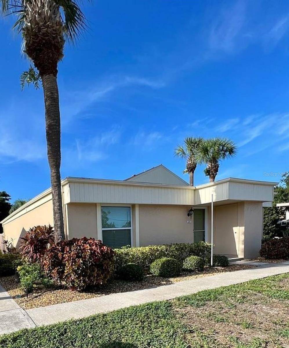 Bradenton, FL 34209,6301 MANATEE AVE W