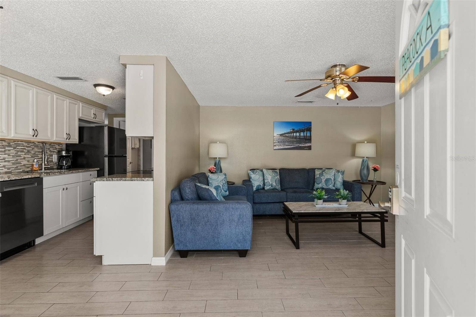 Holmes Beach, FL 34217,208 PEACOCK LN