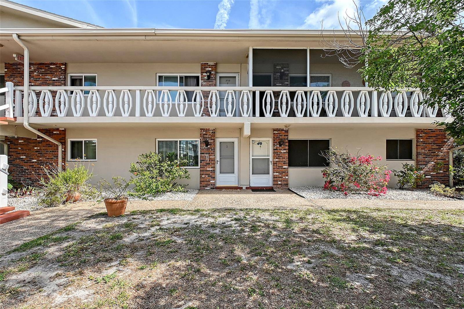 Sarasota, FL 34239,3705 S SCHOOL AVE #3