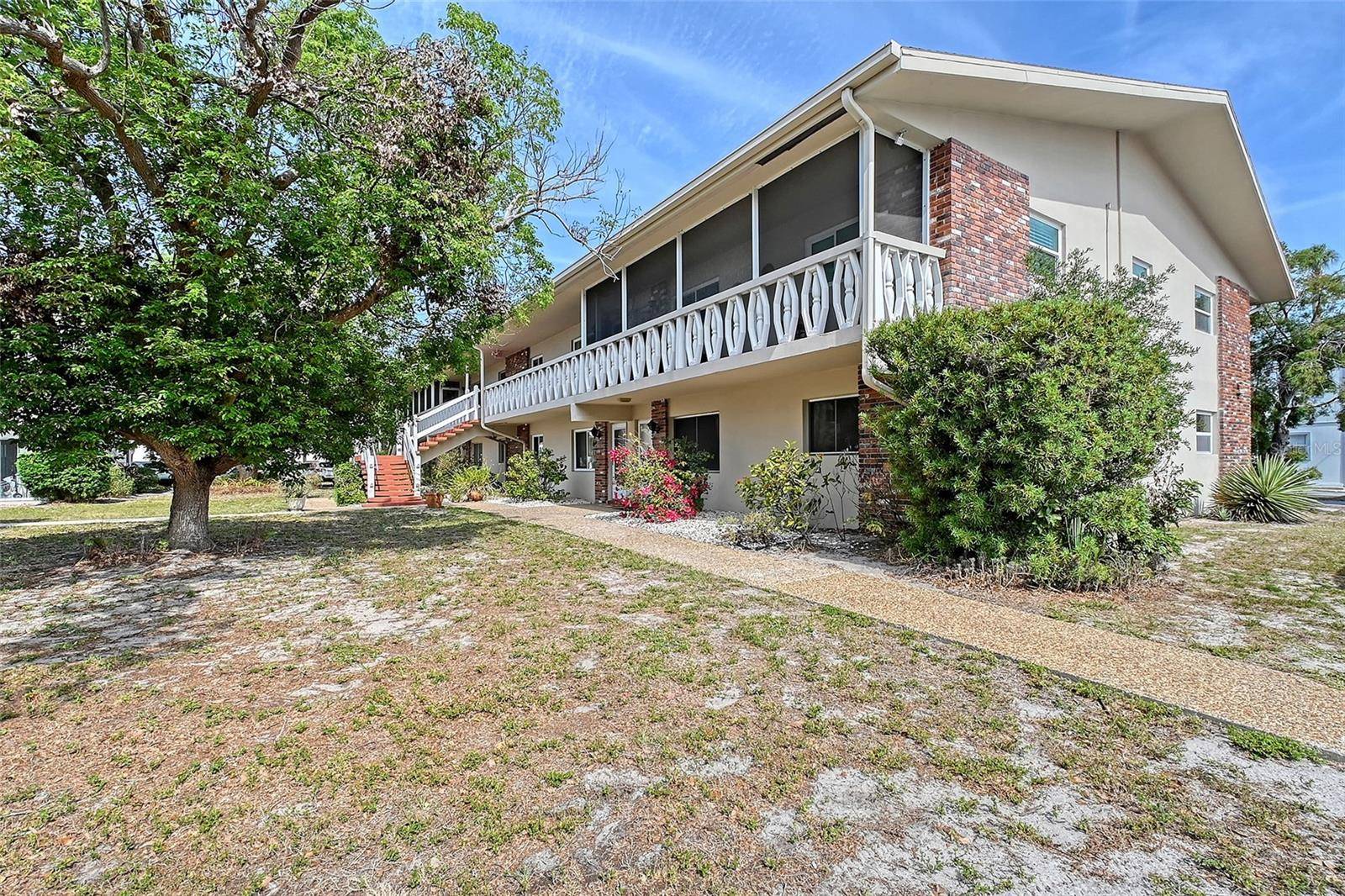 Sarasota, FL 34239,3705 S SCHOOL AVE #3