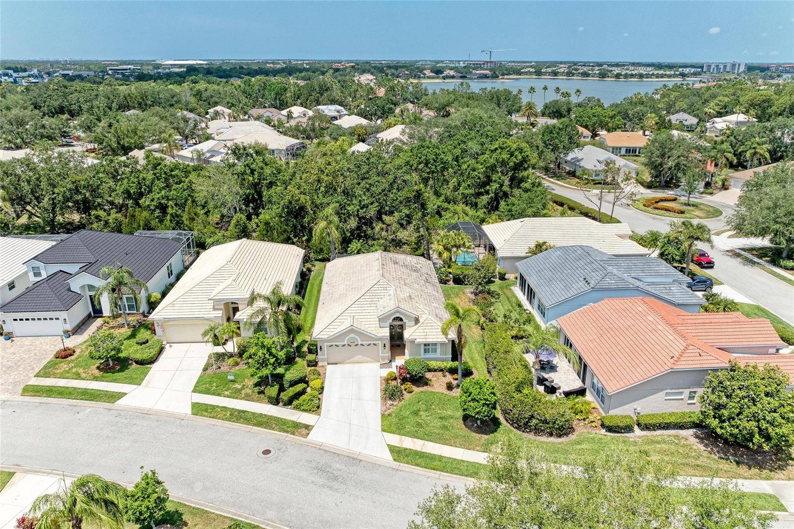 Lakewood Ranch, FL 34202,8408 WHISPERING WOODS CT