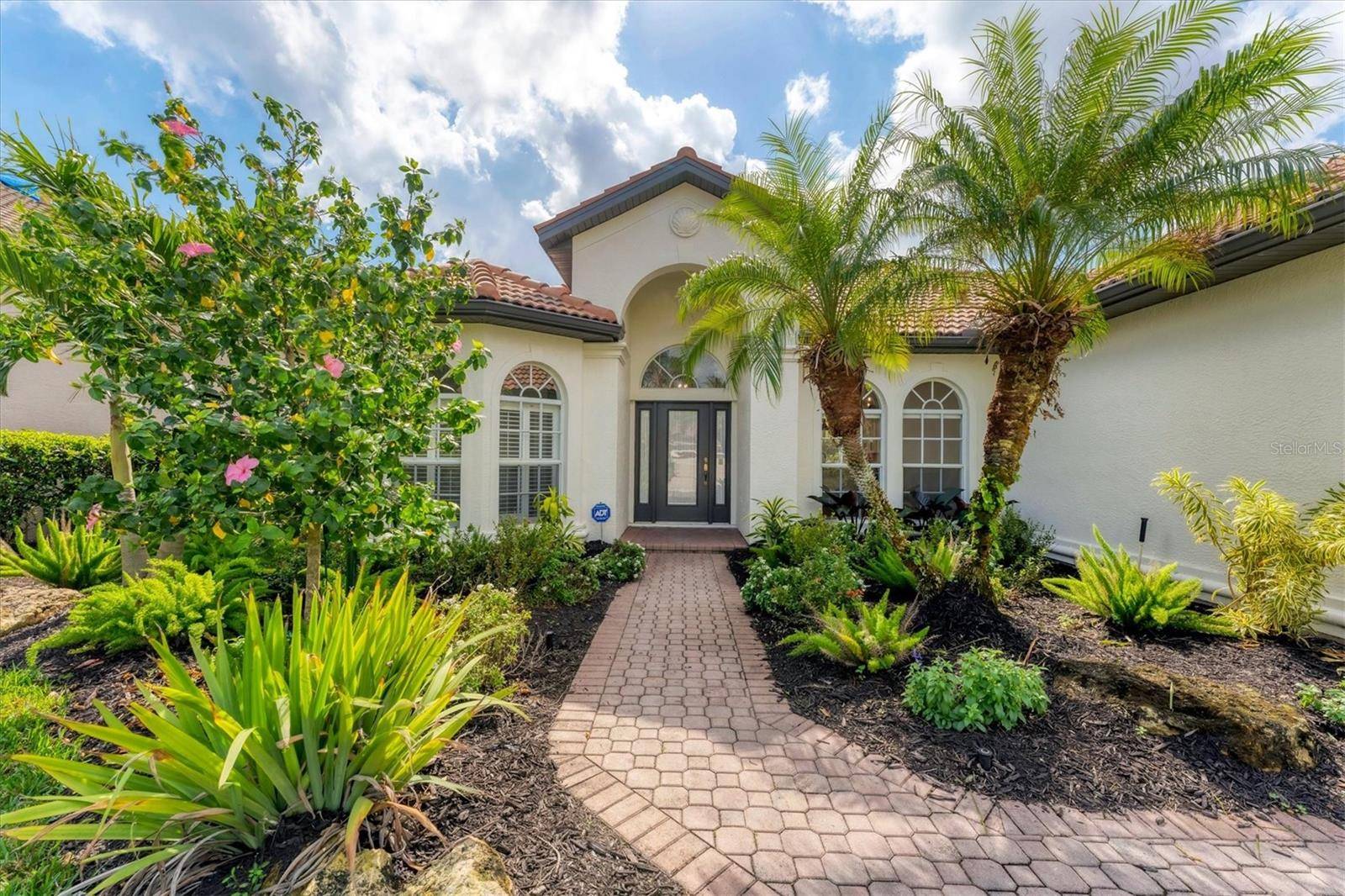 Lakewood Ranch, FL 34202,6832 BAY HILL DR