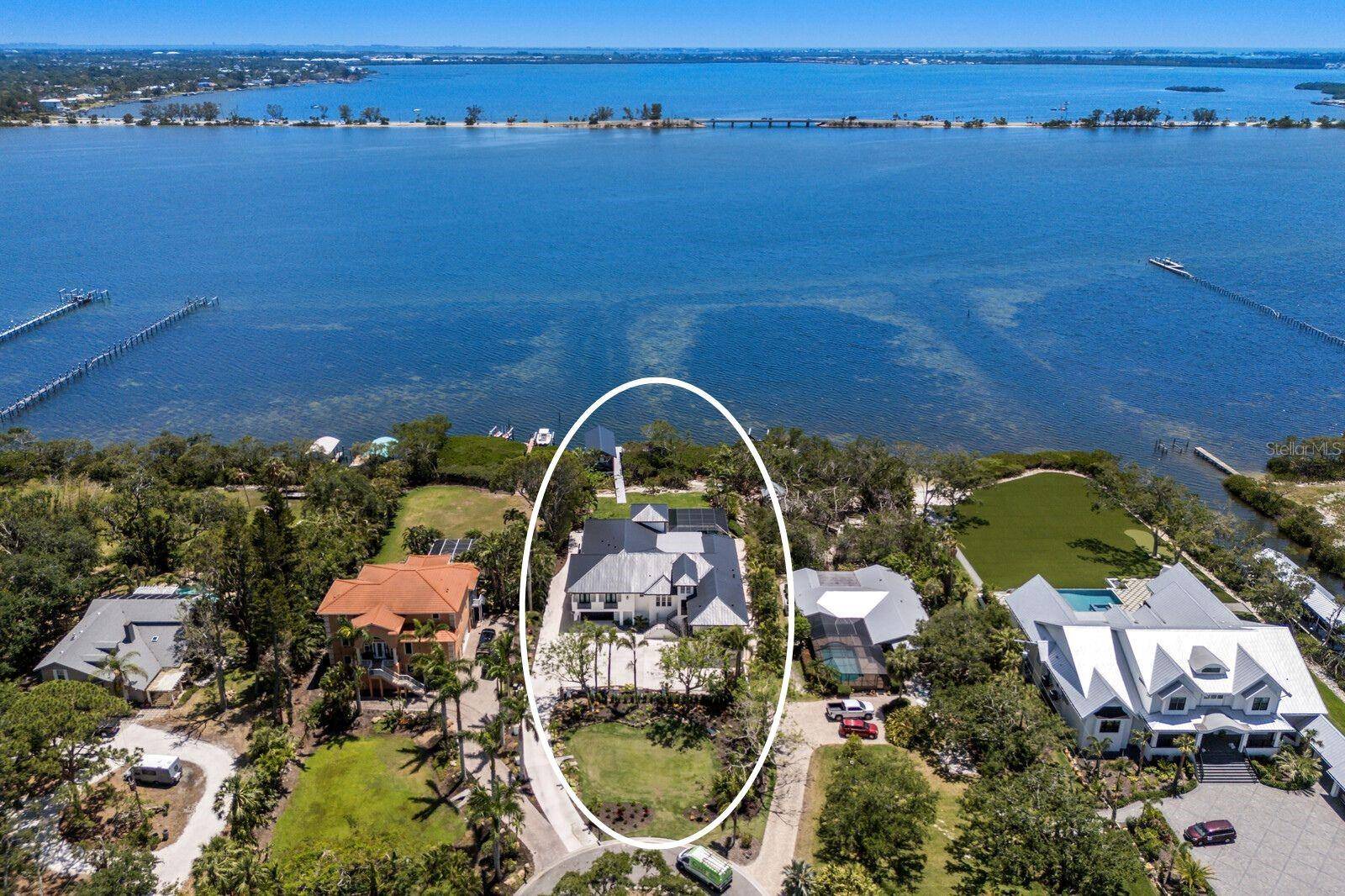 Bradenton, FL 34209,705 89TH CT NW