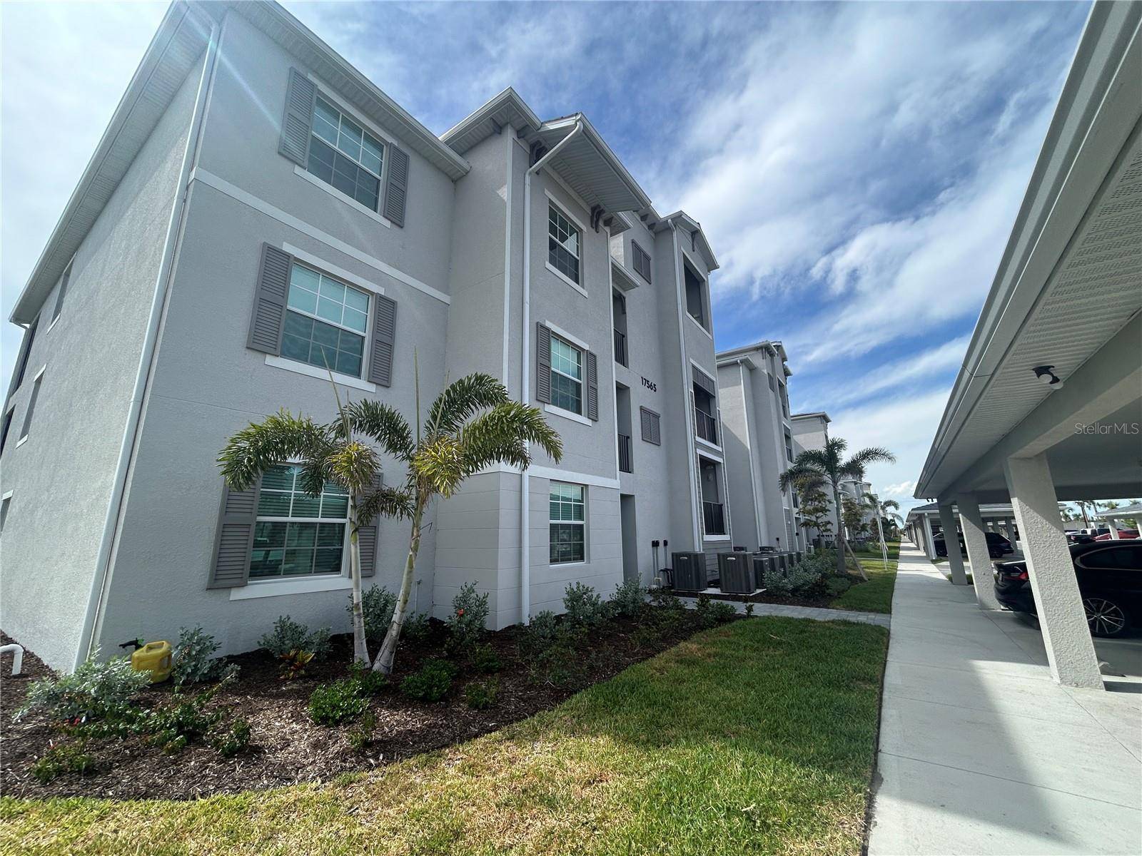 Venice, FL 34293,17565 OPAL SAND DR #401