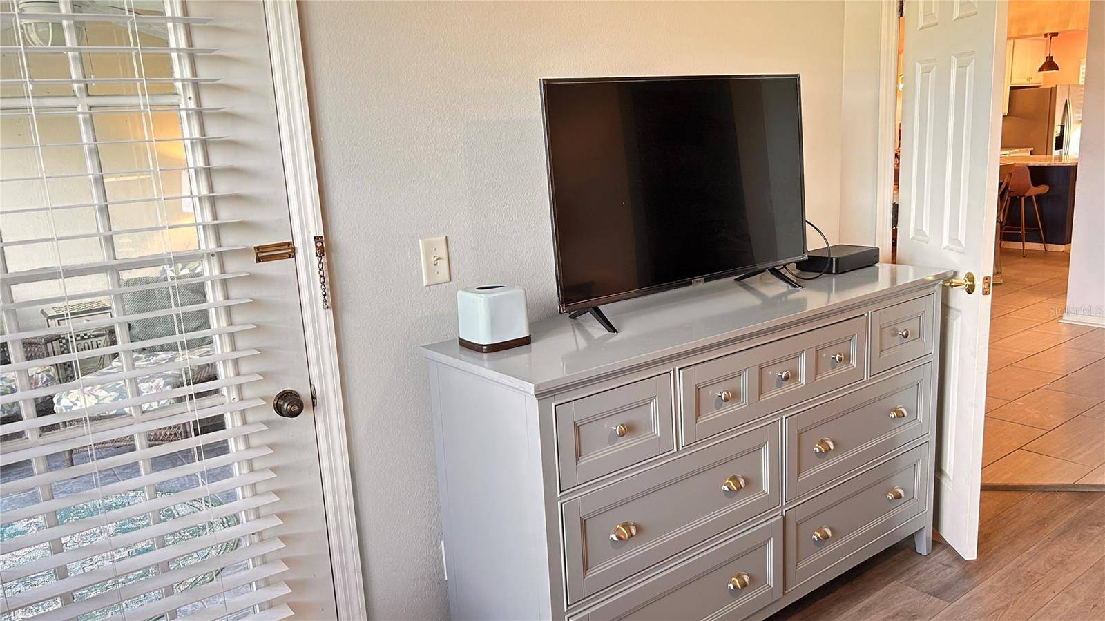Venice, FL 34293,433 CERROMAR LN #331