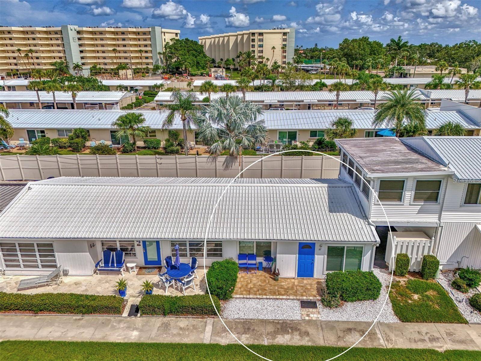Sarasota, FL 34242,5858 MIDNIGHT PASS RD #27