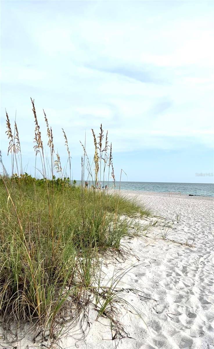 Port Charlotte, FL 33981,8325 MATECUMBE RD