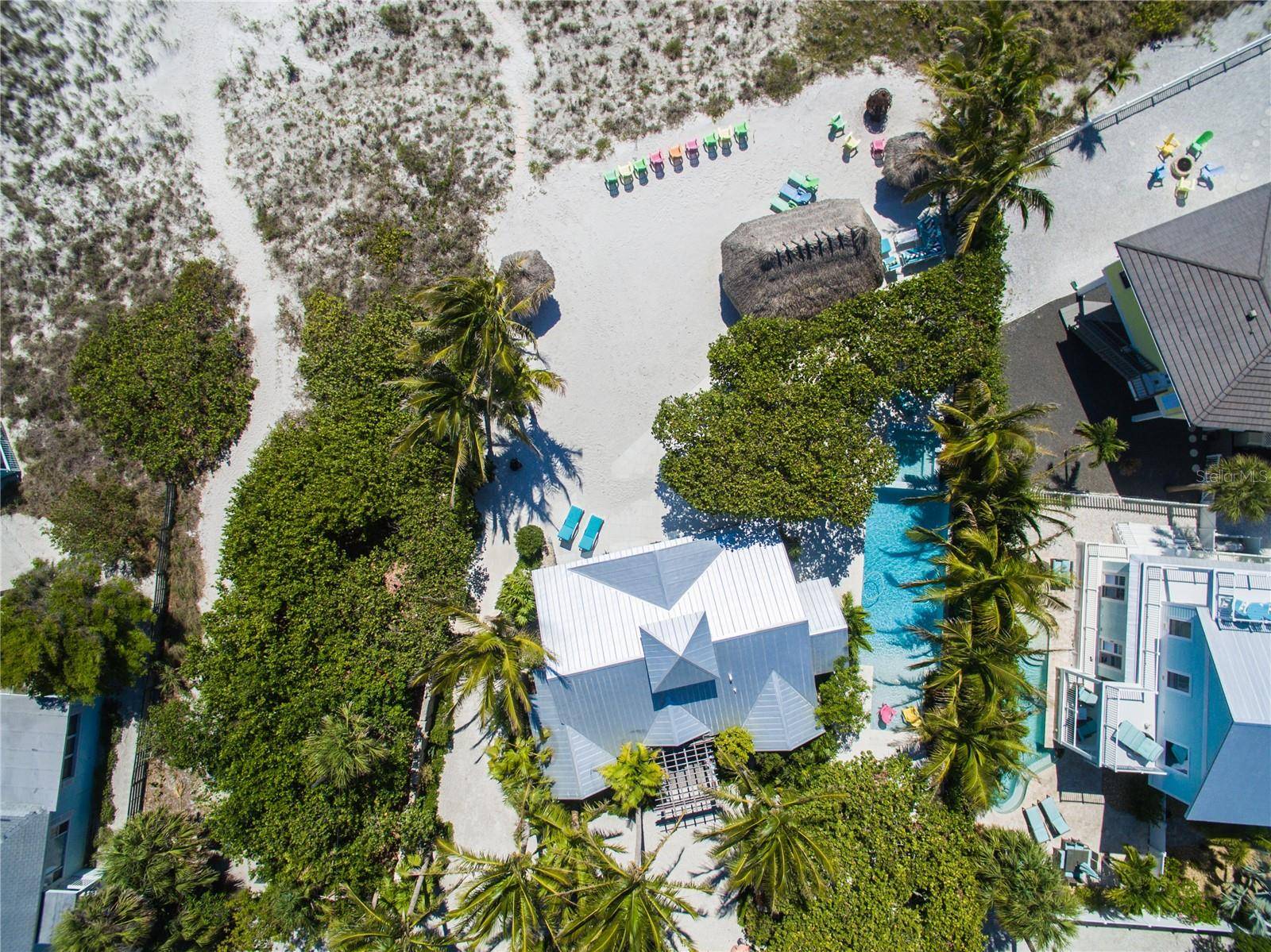 Holmes Beach, FL 34217,102 & 104 48TH ST