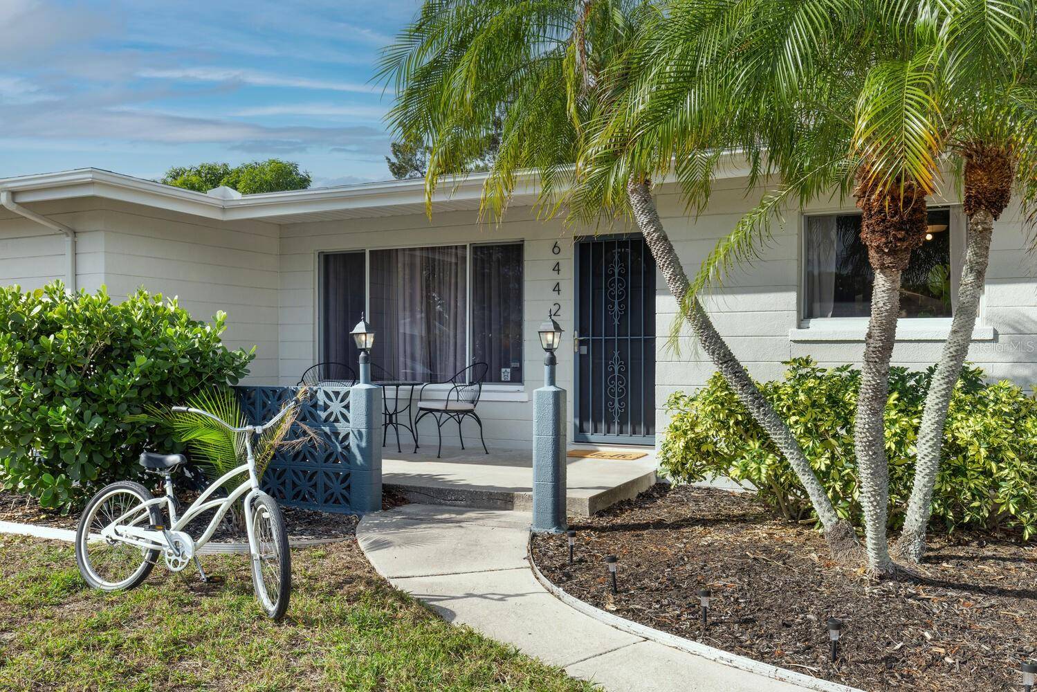 Sarasota, FL 34231,6442 COLONIAL DR