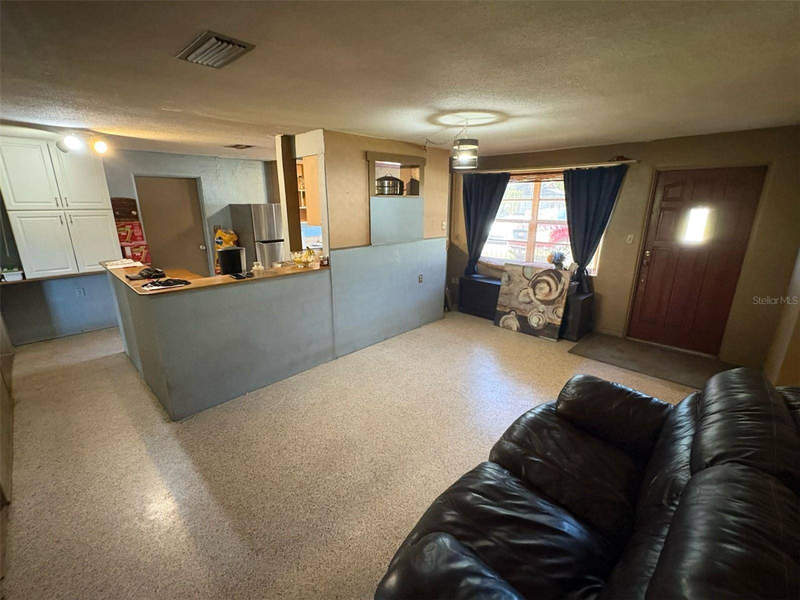 Edgewater, FL 32132,1818 MANGO TREE DR