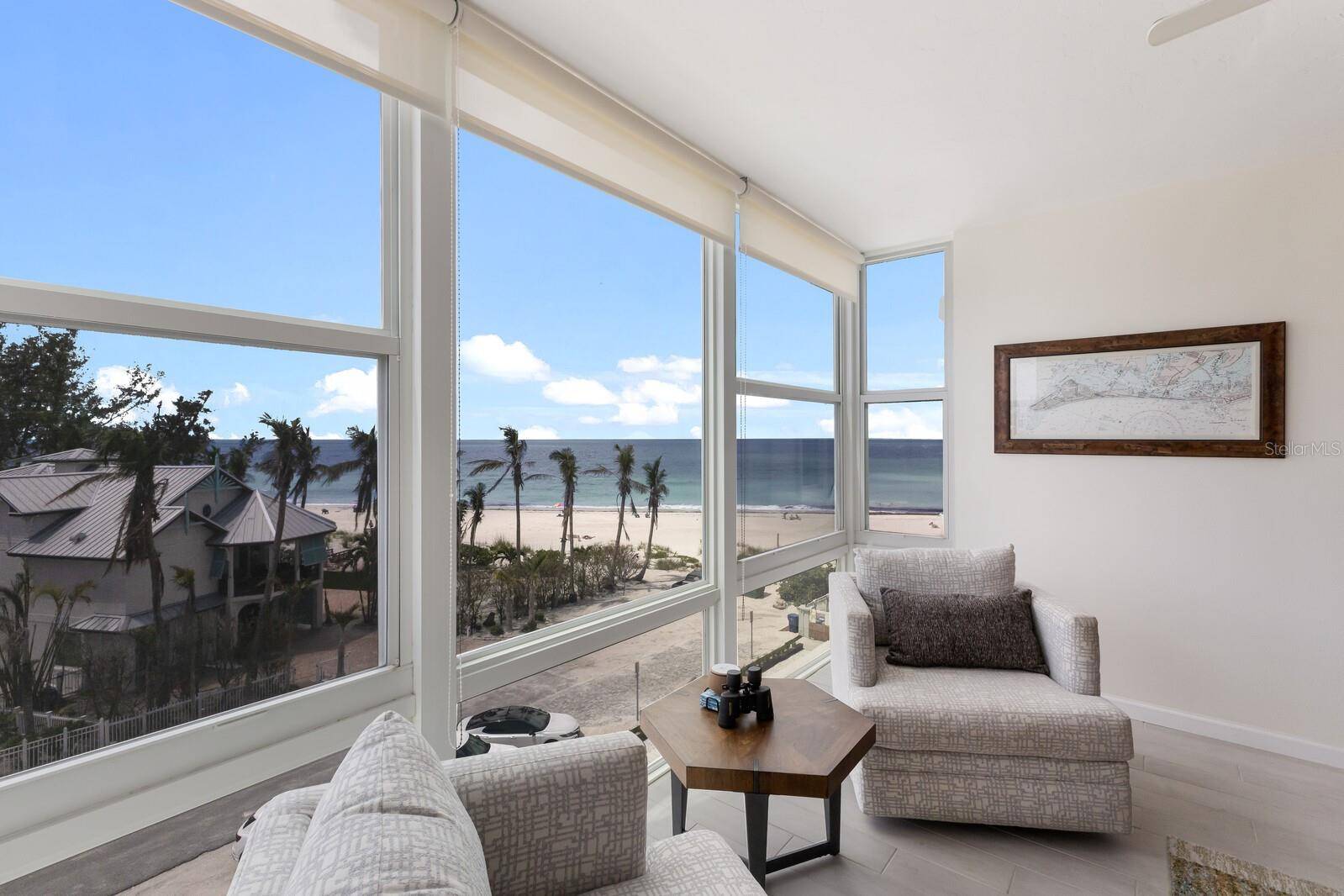 Holmes Beach, FL 34217,5200 GULF DR #408