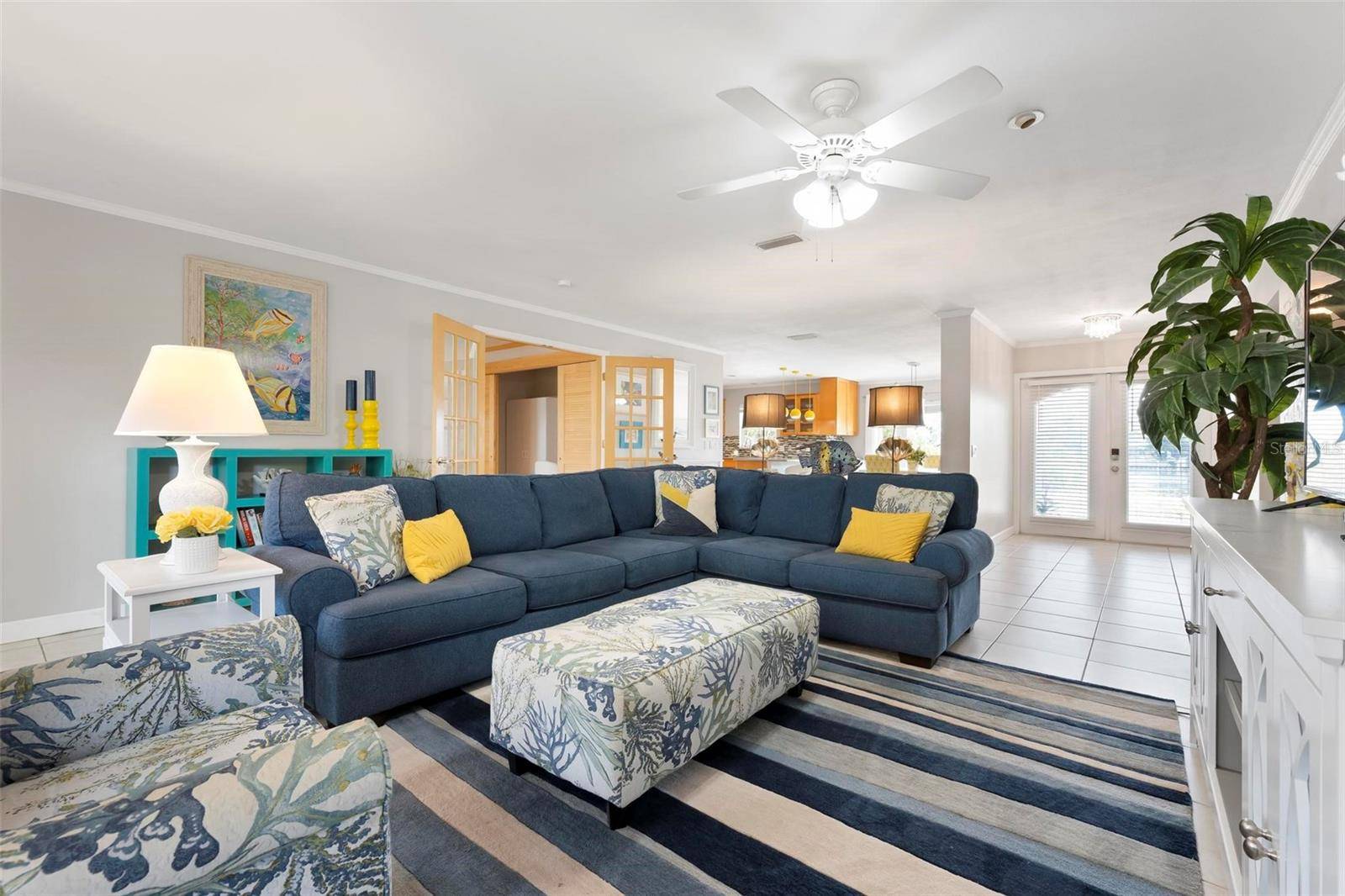 Holmes Beach, FL 34217,602 BARONET LN