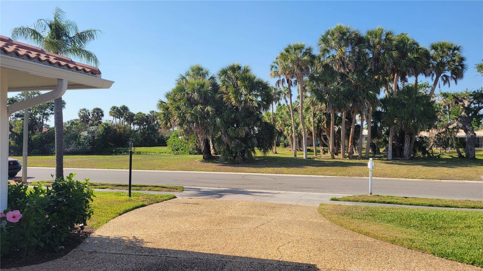 Sarasota, FL 34231,2942 TUCKERSTOWN DR