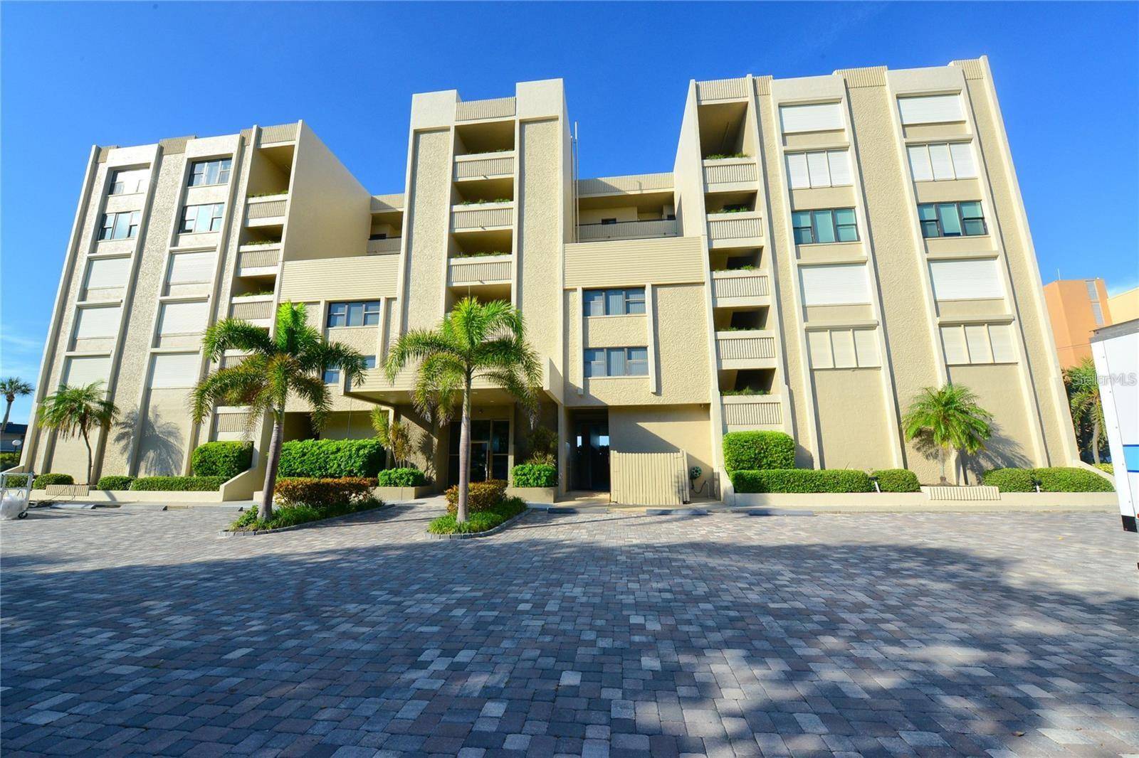 Longboat Key, FL 34228,2675 GULF OF MEXICO DR #404