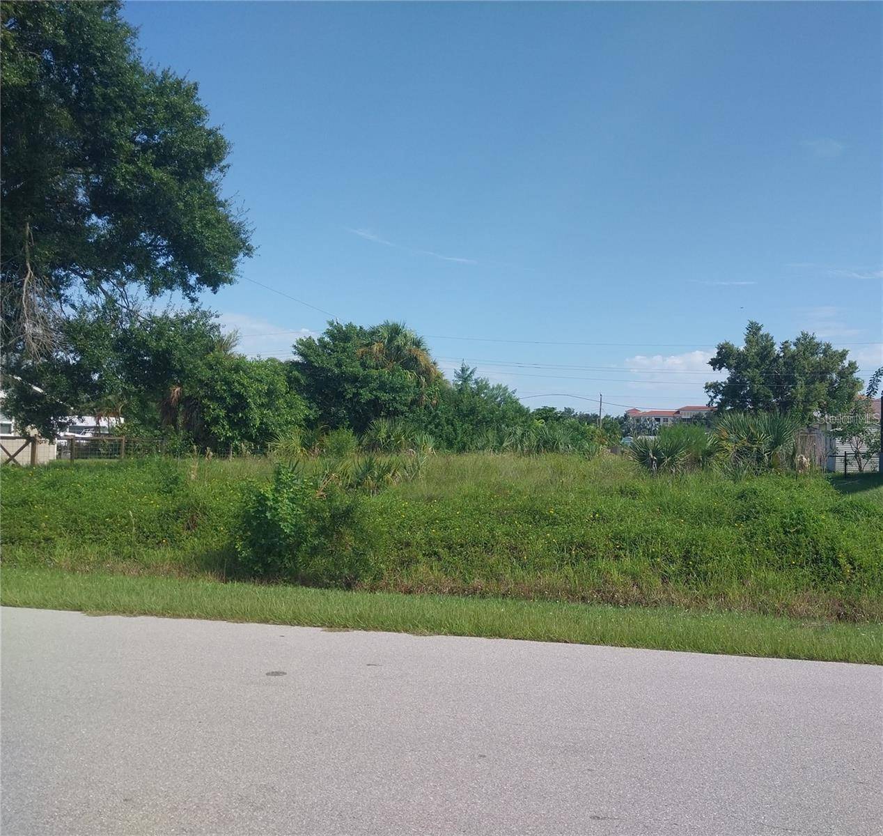 Punta Gorda, FL 33950,612 DOLPHIN Pkwy