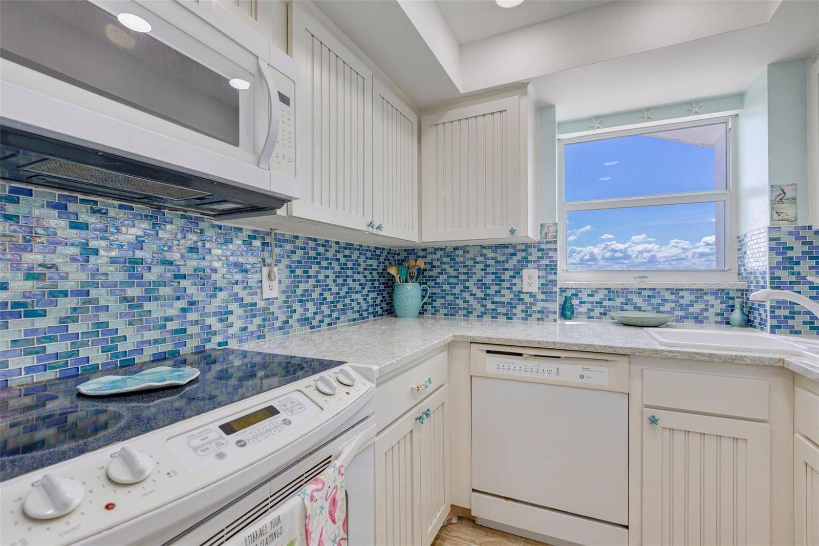 Sarasota, FL 34236,1770 BENJAMIN FRANKLIN DR #407