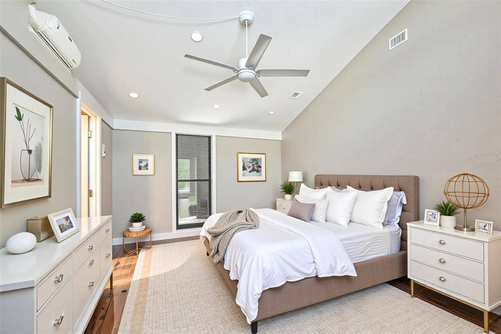 Sarasota, FL 34242,9 SANDY COVE RD #8A