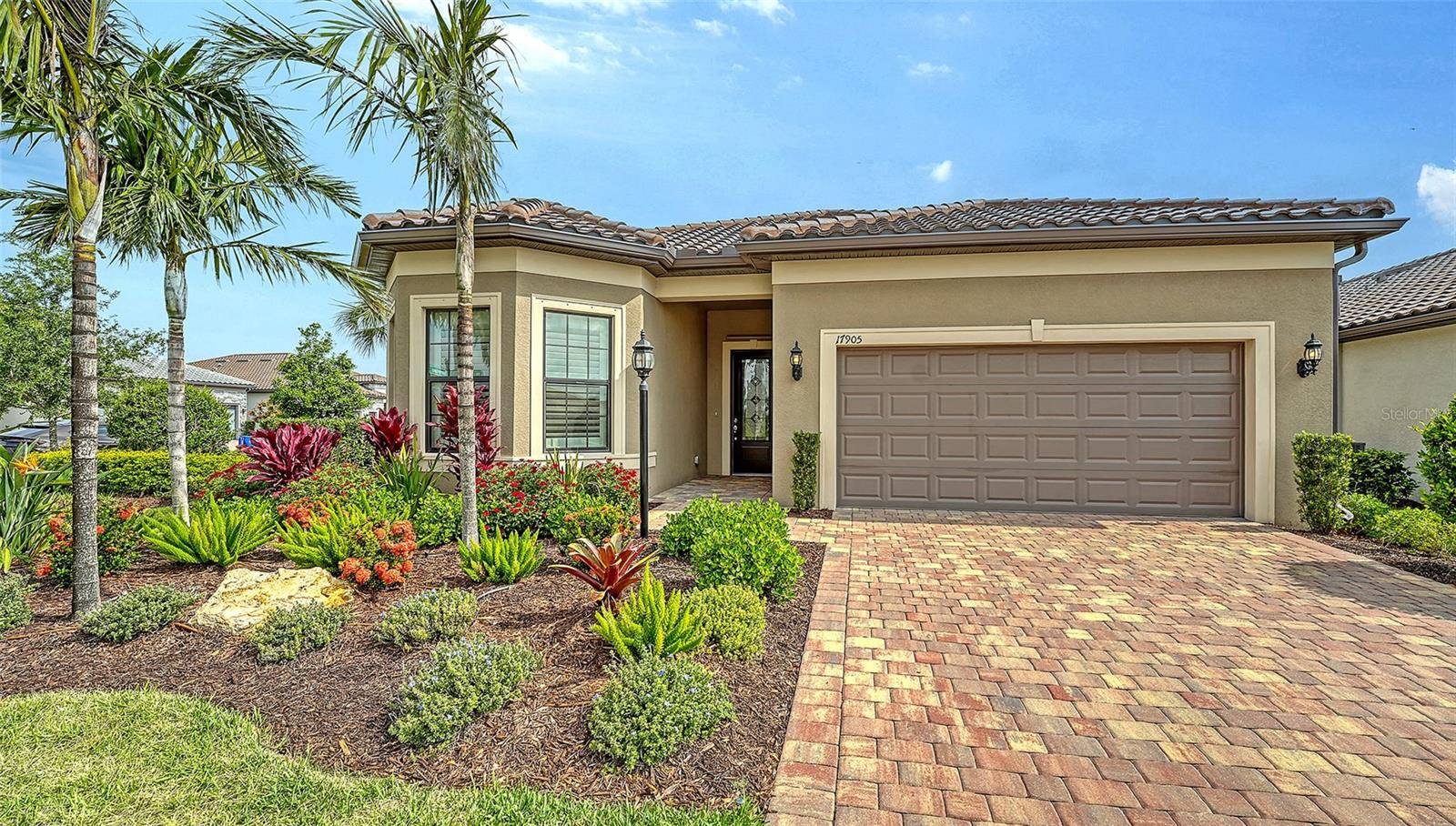 Bradenton, FL 34202,17905 WATERVILLE PL