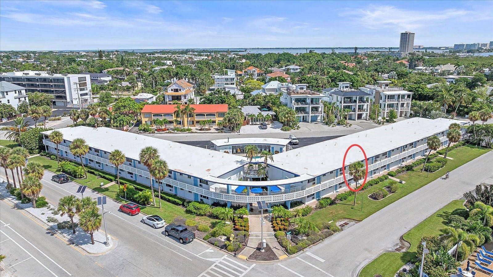 Sarasota, FL 34236,475 BENJAMIN FRANKLIN DR #211