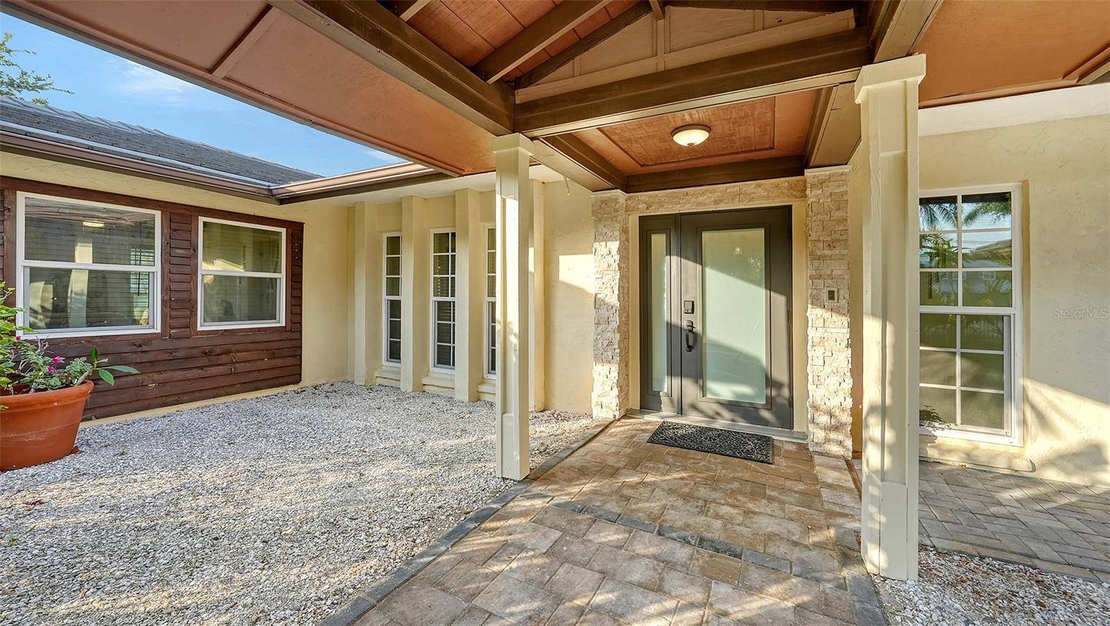 Sarasota, FL 34231,5500 MERRIMAC DR