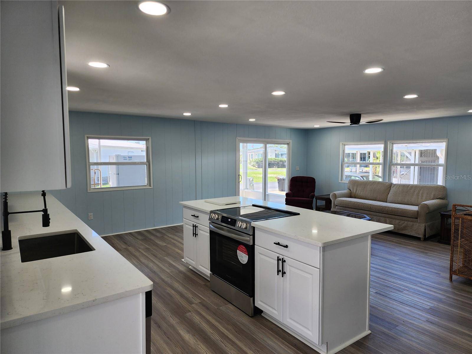 Englewood, FL 34223,190 PAGO PAGO LN
