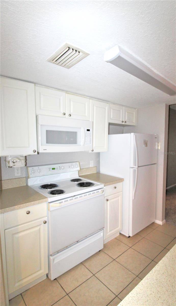 Bradenton, FL 34207,5310 26TH ST W #604