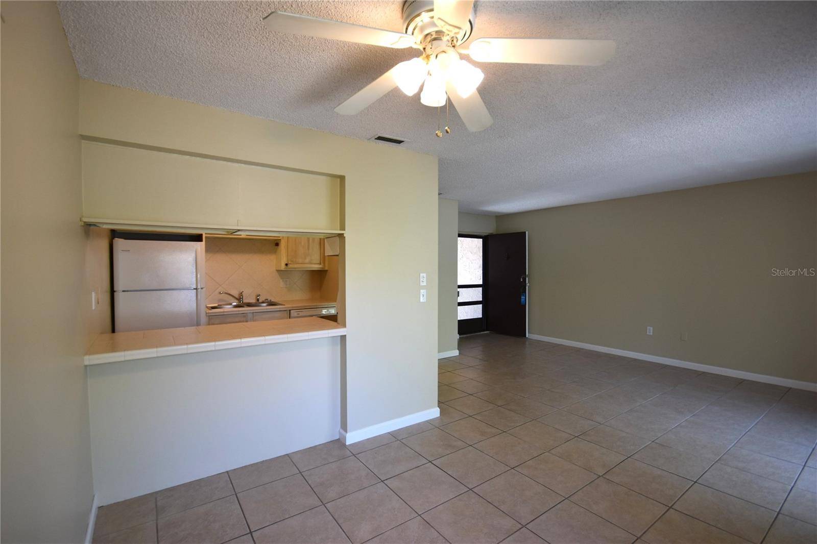 Sarasota, FL 34237,2729 HIDDEN LAKE BLVD #D