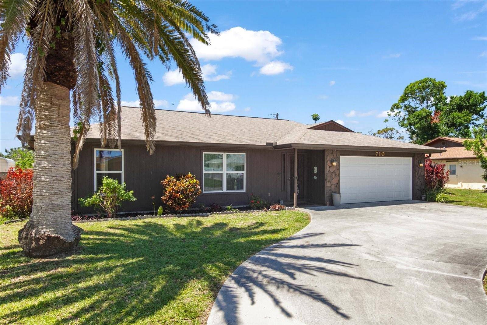 Venice, FL 34293,710 BEVERLY RD