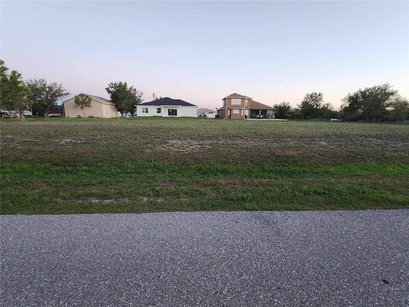 Port Charlotte, FL 33981,15571 RUSTON CIR