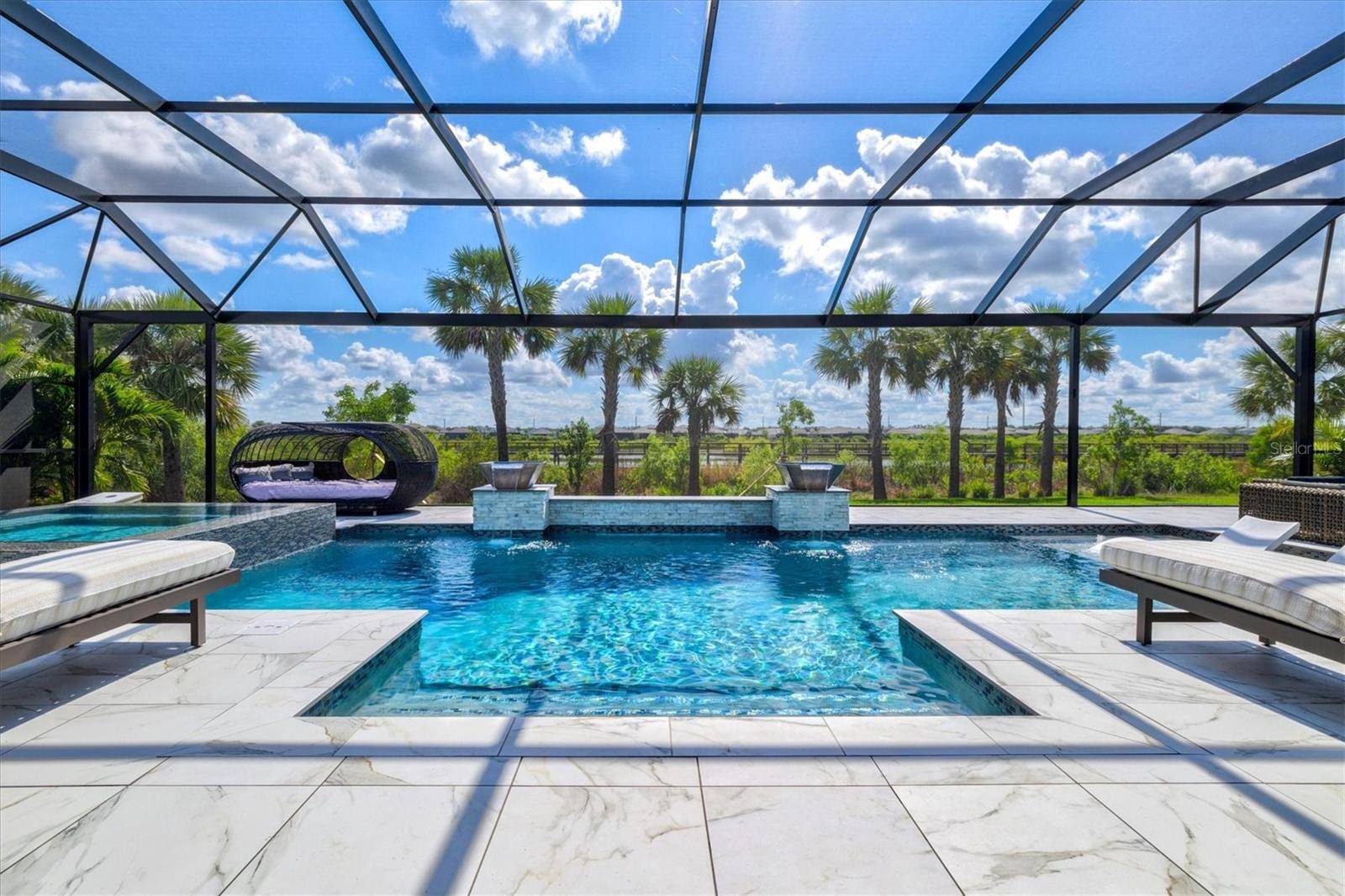 Bradenton, FL 34202,8272 REDONDA LOOP